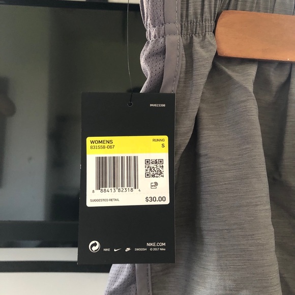 NWT Nike Tempo Running Shorts - Picture 5 of 5